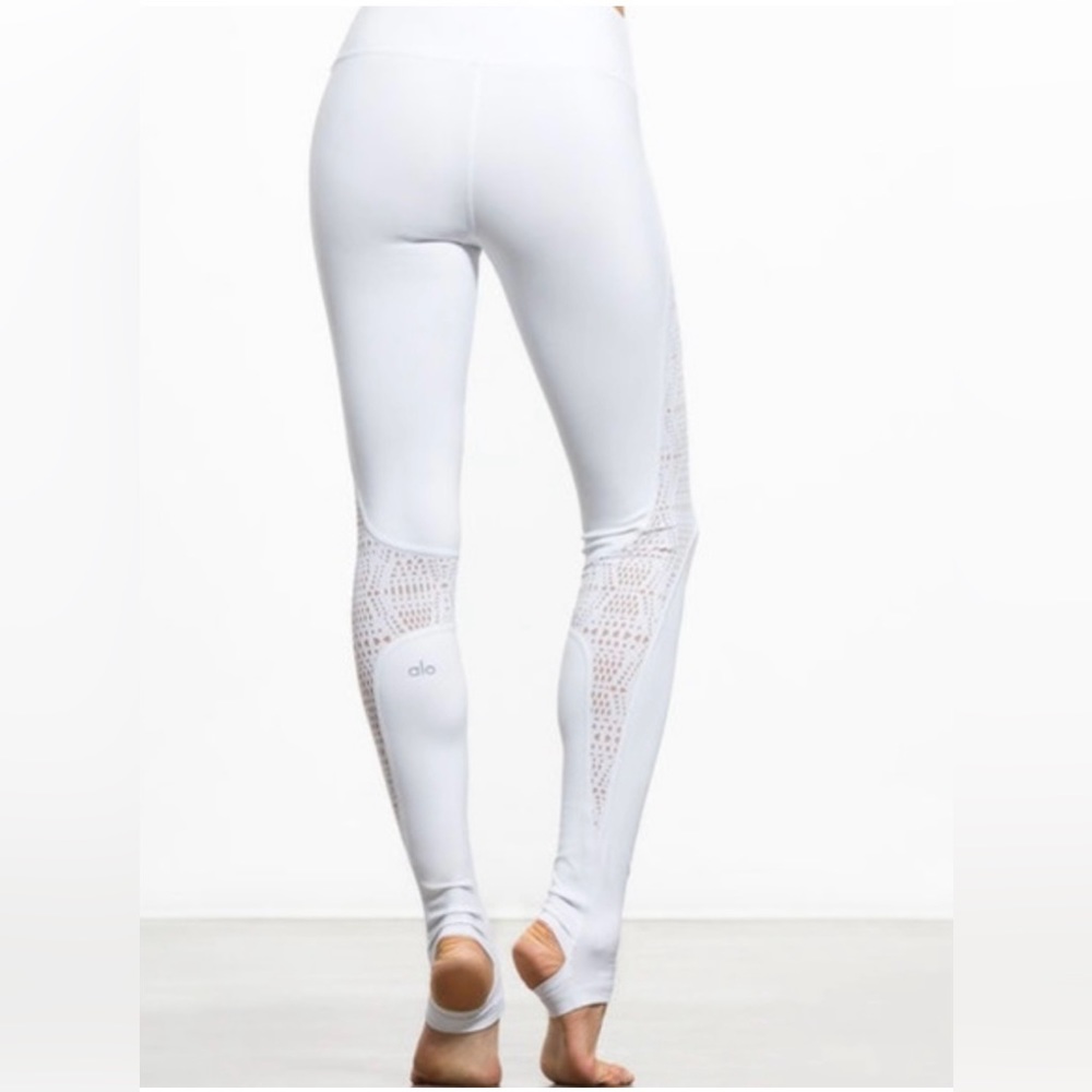 ALO West Coast Yoga Leggings - Picture 2 of 11